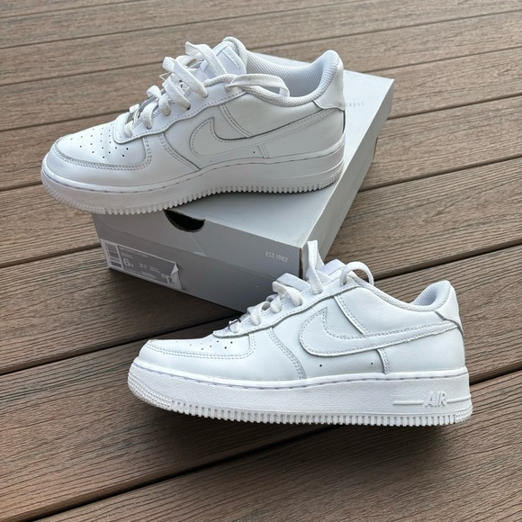 AF1🤍 - Picture 2 of 7